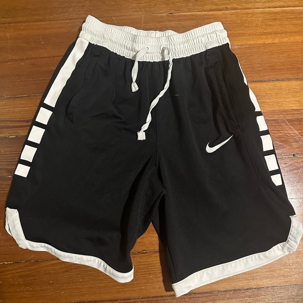 Nike Elite Gym Shorts - Color Black - Size Small